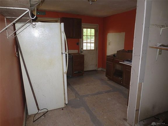 5th image of 2406 Vermont St #2404