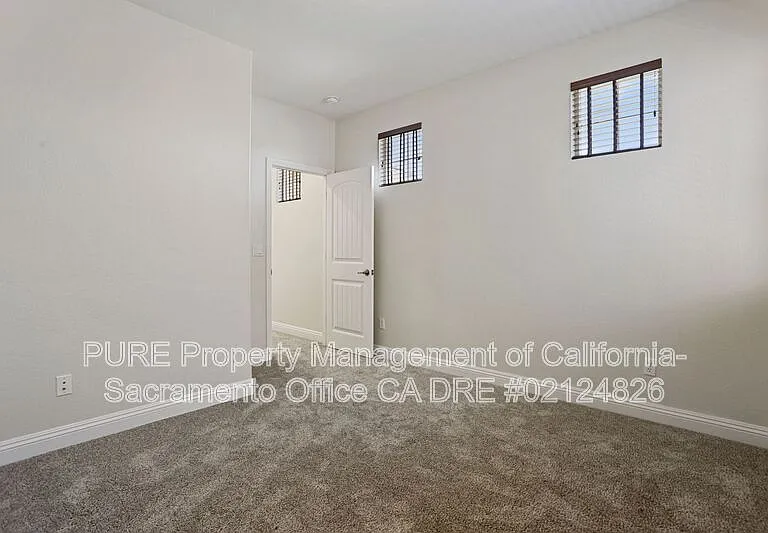 1571 Radford Loop — Photo 37