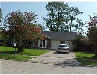 3rd image of 340 Driftwood Cir