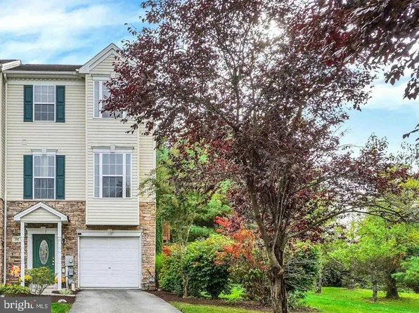 396 Bruaw Dr, York, PA 17406