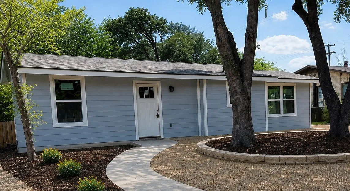3 bed, 1056 sqft, $1,650 — Photo 1