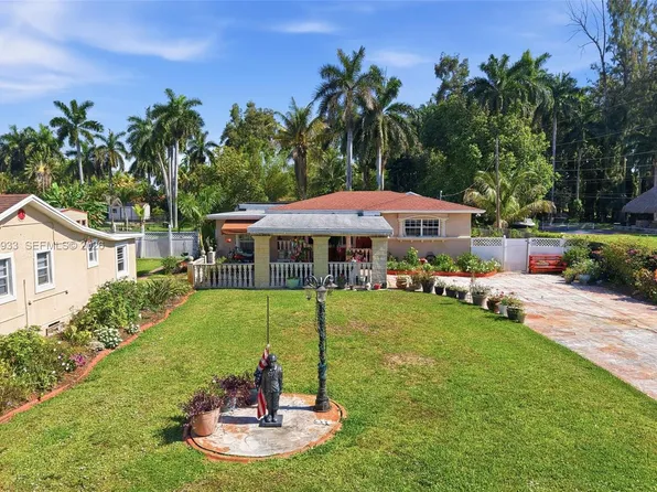 55-57 NE 156th St, Miami, FL 33162
