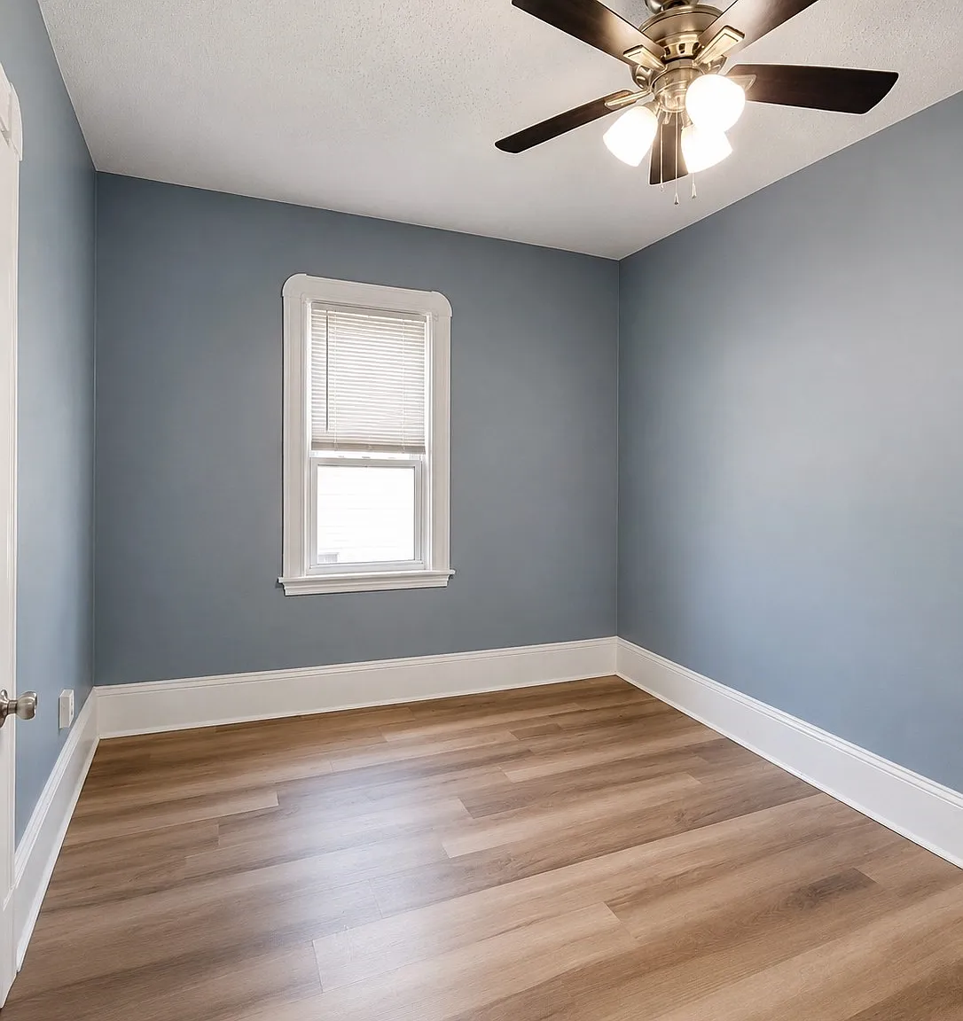 2 bed, 1.0 bath, 674 sqft, $1,350 — Photo 4