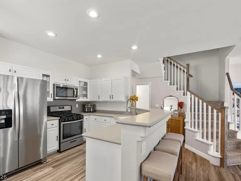1069 Sheer Paradise Ln #102 — Photo 7