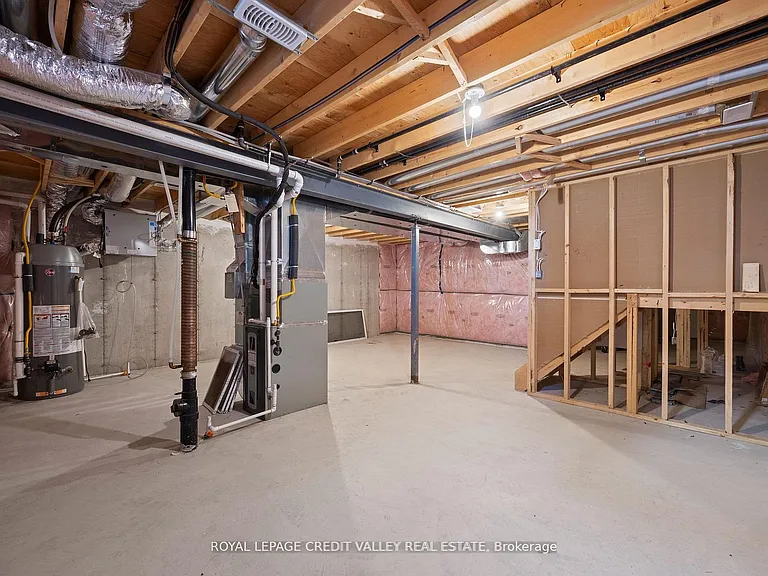2739 Asima Dr — Photo 36