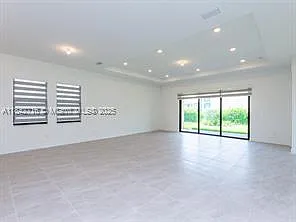 12280 N Baypoint Cir — Photo 16