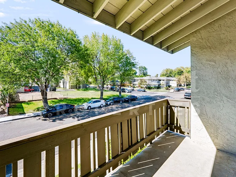 2536 White Oak Pl #2 — Photo 18