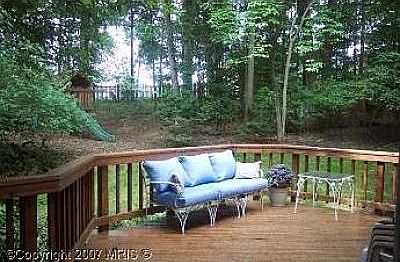 deck, play equip incl