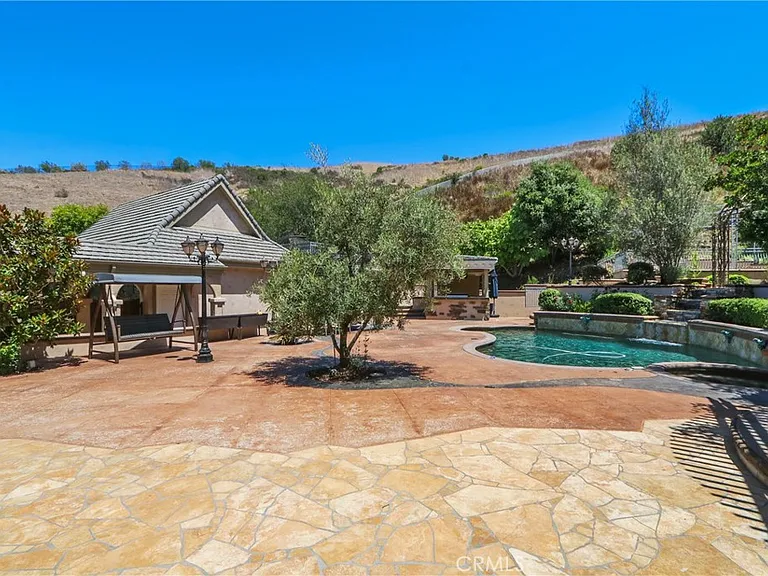 27801 Golden Ridge Ln — Photo 10