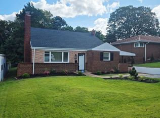 1824 Campbell Dr, Suitland, MD 20746