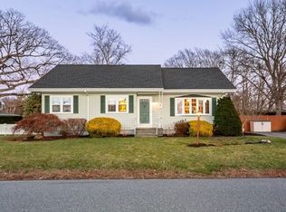 34 Alpha St, Dartmouth, MA 02747