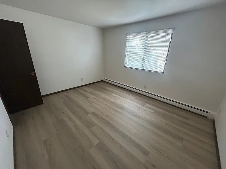 11322 W National Ave — Photo 14