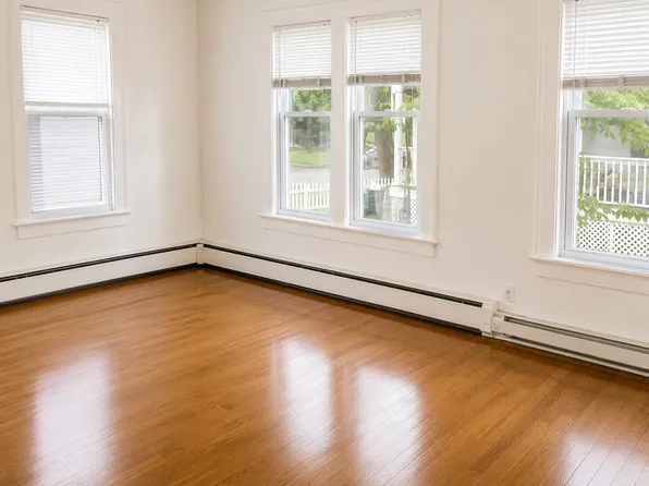 206 W Washington St, 206 W Washington St #3, Champaign, IL 61820