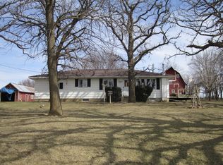 31816 Ridge Ave, Parkersburg, IA 50665