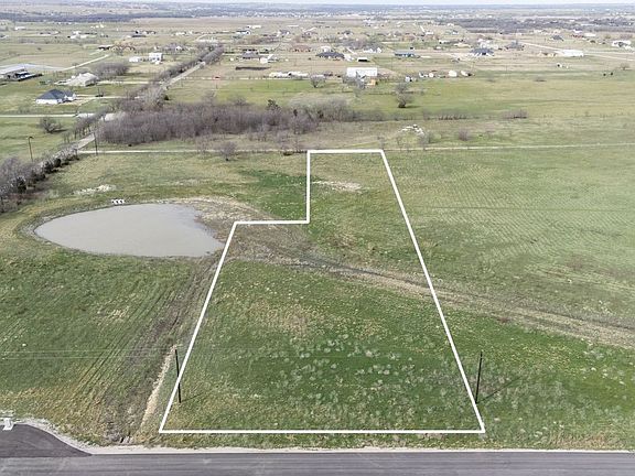 2nd image of 115 Quail Run Ct