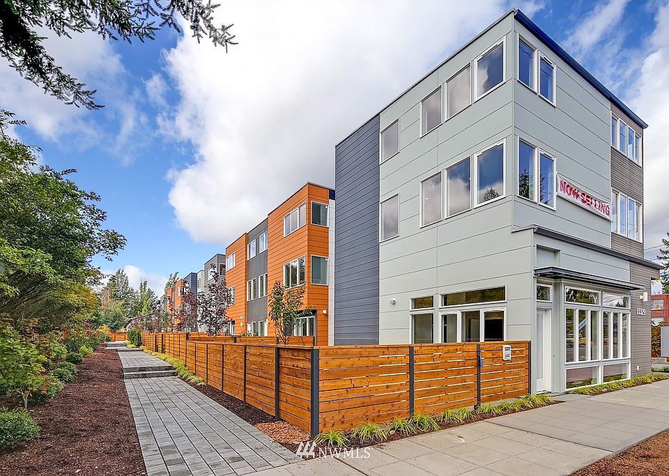 1st image of 13329 1st Avenue NE