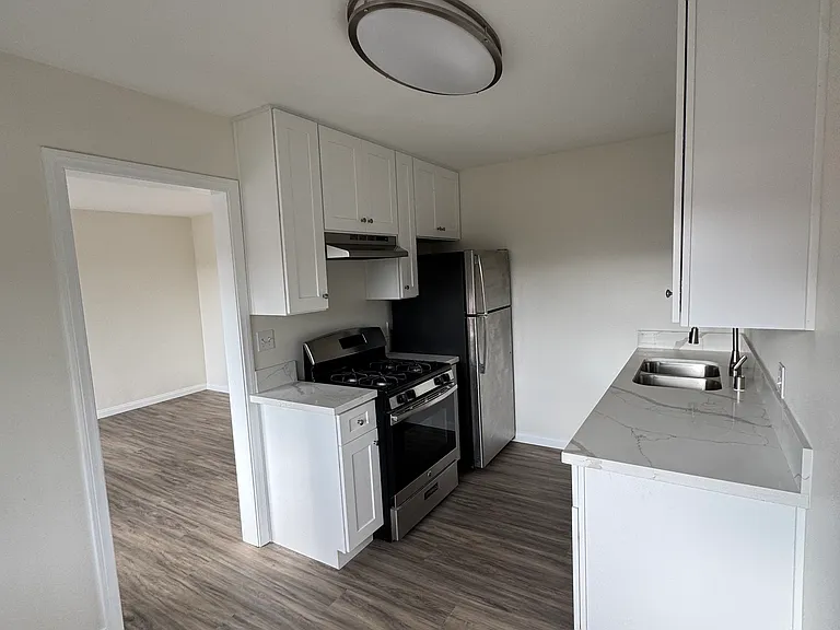 8465 La Mesa Blvd #6 — Photo 5