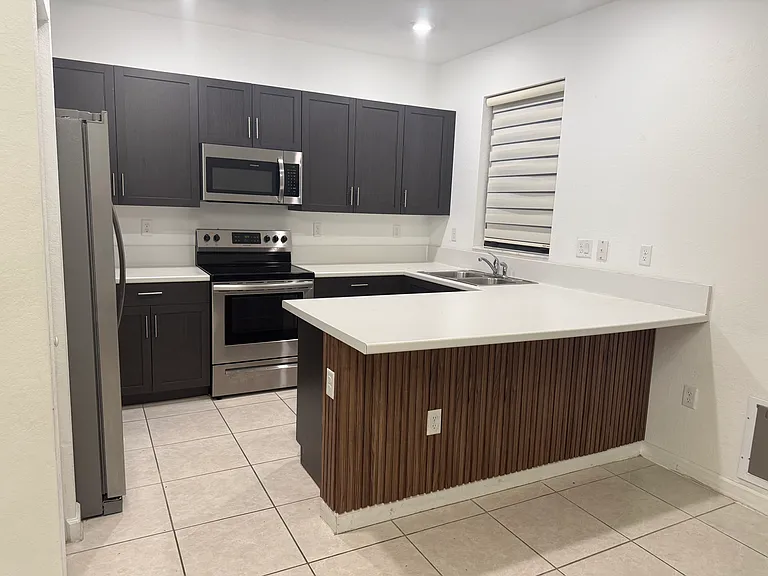 18109 SW 147th Ct #18109 — Photo 7