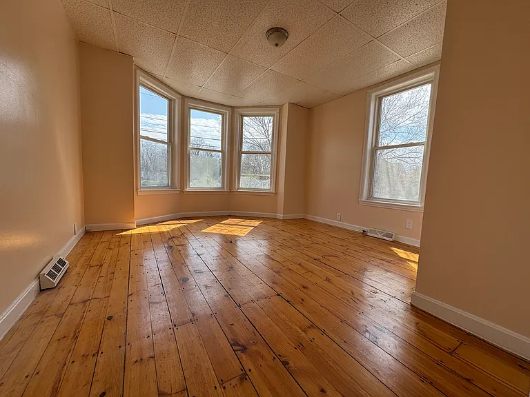 856 Valley St #1 — Photo 6