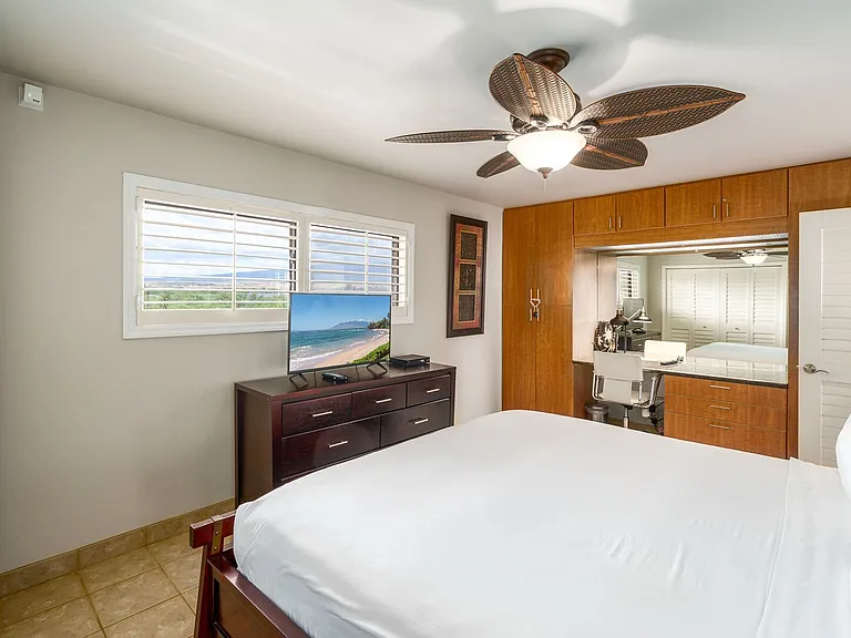 S Kihei Rd — Photo 23