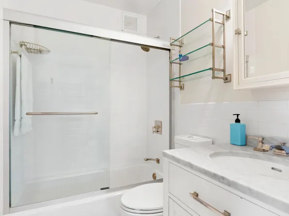 420 West 23rd Street image 6 of 7