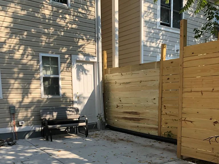 1218 Staples St NE #3 — Photo 3