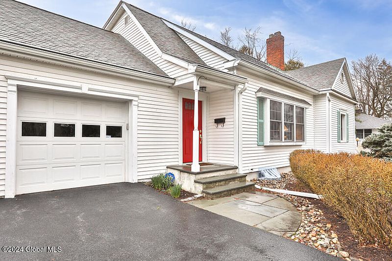 2nd image of 39 Upper Loudon Road