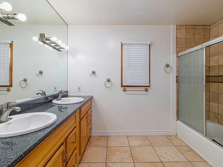 4711 Purdue Ave — Photo 43