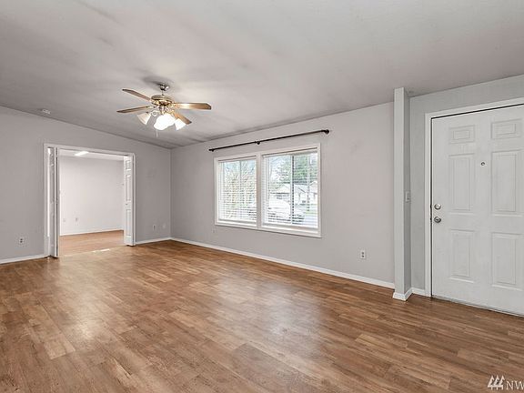 3rd image of 246 Alder St NE