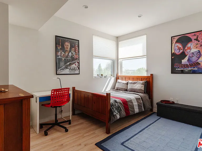 6072 Pickford St — Photo 24