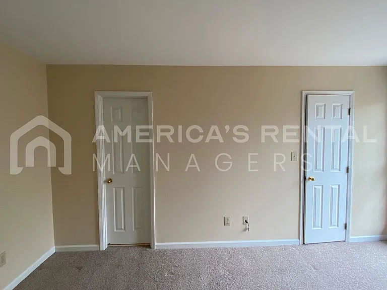 4004/4006/4008/4010 Glenwood Ave — Photo 15