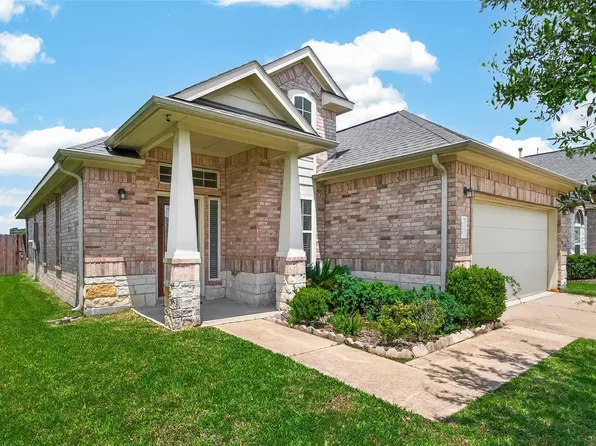 1251 S Maple Dr, Katy, TX 77493