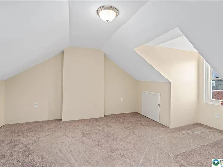 528 N Mohr St — Photo 19