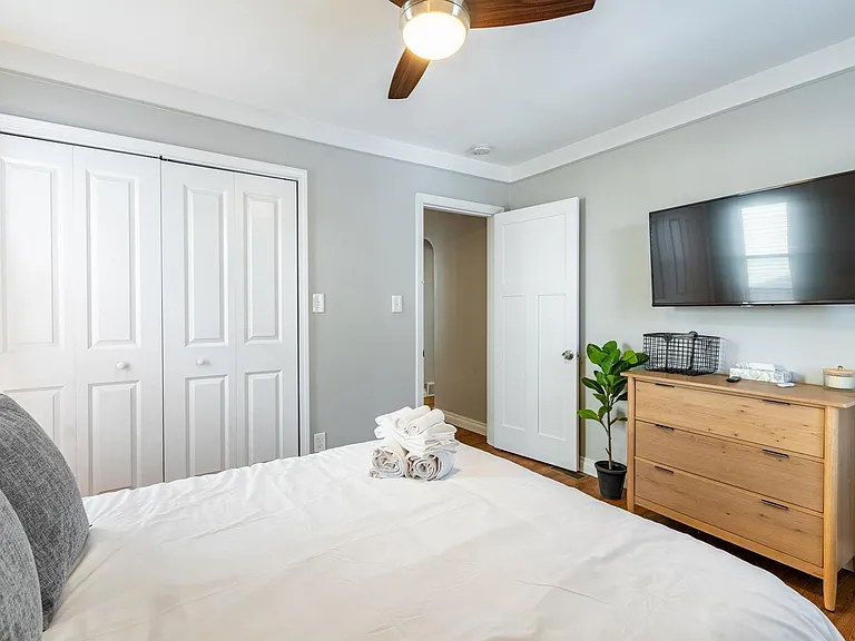 575 Blunk St — Photo 16