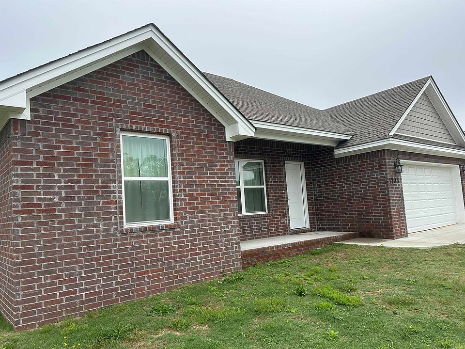 1st image of 1703 Rehoboth Dr
