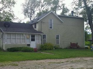 1105 Main St, Fredonia, IA 52738