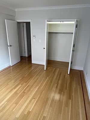 Rented by 165 E 66 Street Residential Owner LLC | media 8