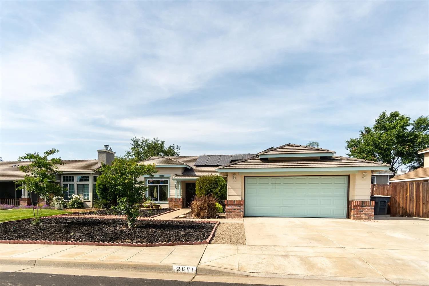 2691 Dennis Ave photo 1