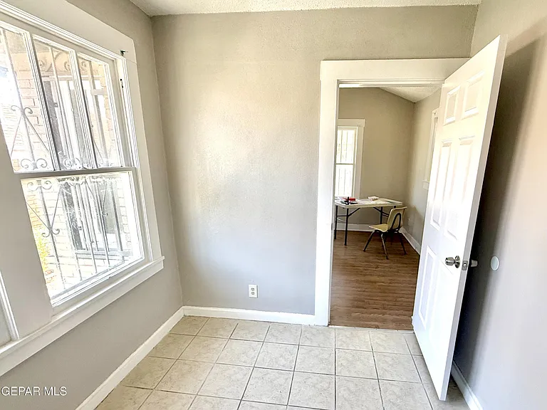 1709 N Stevens St — Photo 13