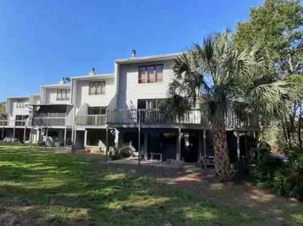 9330 W Fort Island Trl #1, Crystal River, FL 34429