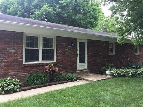 3rd image of 279 Royal Pkwy