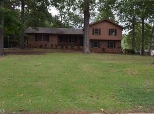 2376 Flintrock Rd, Stone Mountain, GA 30087