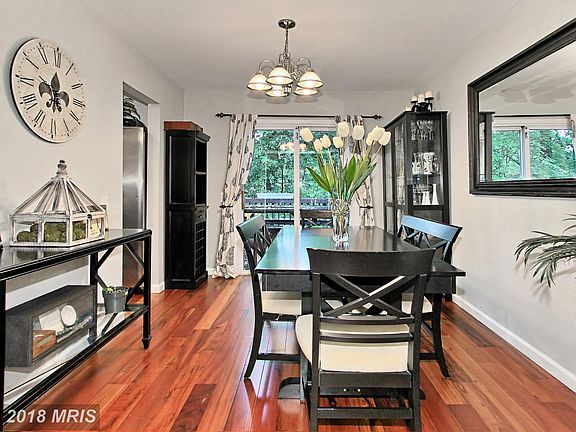4th image of 10144 Sassafras Woods Ct