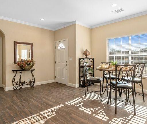 5th image of 1425 Waterstone Dr #1425