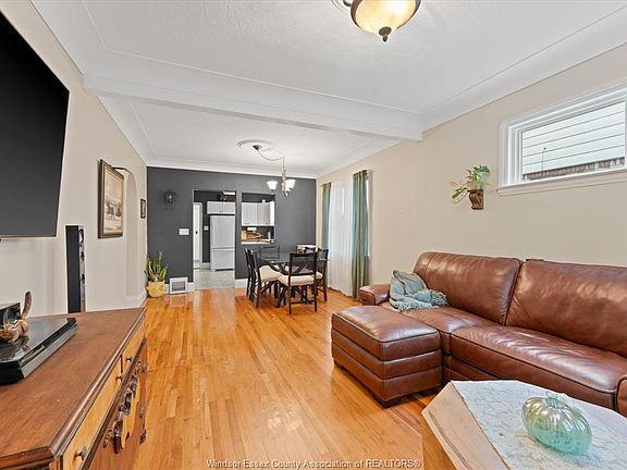 2nd image of 1746 Alexis Rd