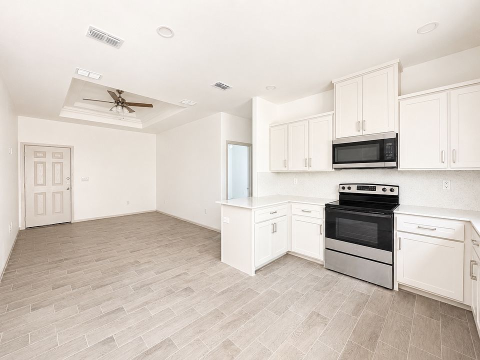 1st image of 2612 E Harrison Ave APT 2