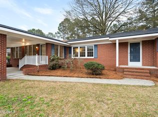 304 W Wards Bridge Rd, Warsaw, NC 28398