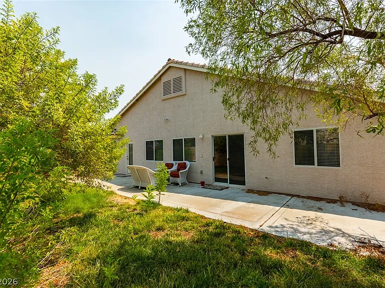 82 Rattlesnake Grass Ct — Photo 34