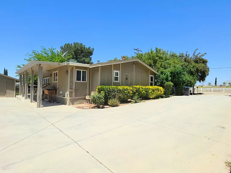 39805 Newport Rd — Photo 18