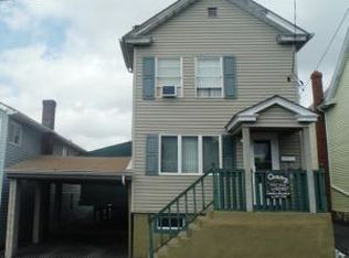 521 Cleveland St, Hazleton, PA 18201
